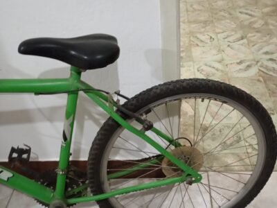 Bicicleta Atom 18 marchas